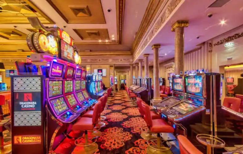 Mobile low data gaming layout on bet777 bet with clean neon sections
